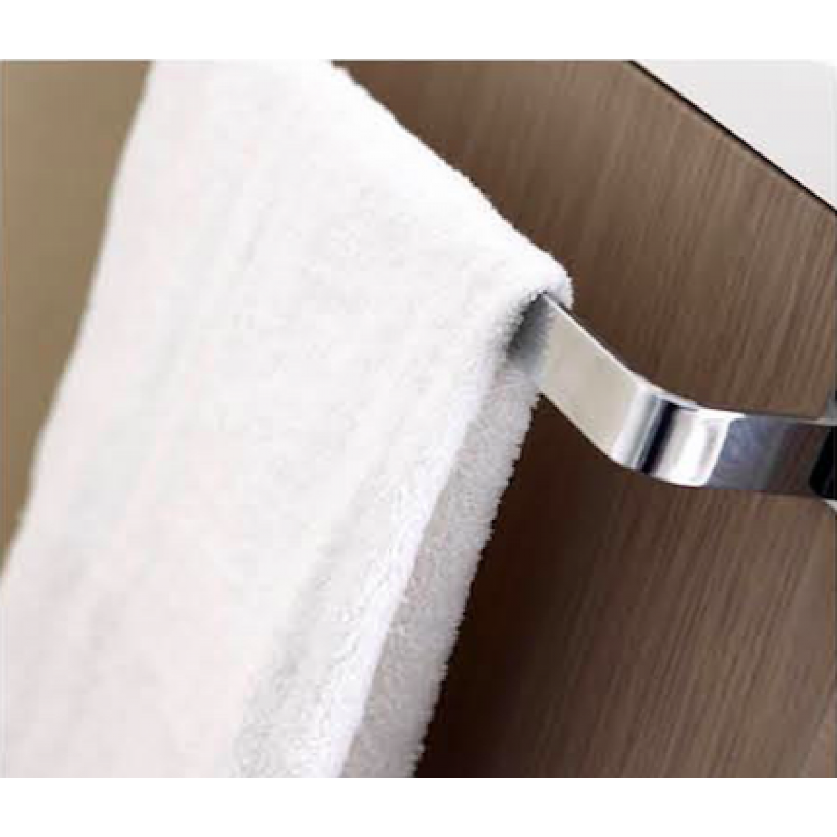 Vanity Towel rack space Stainless Steel