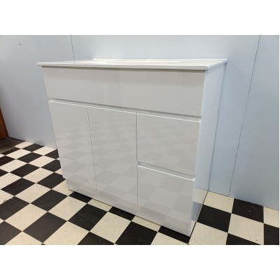 Free Standing Vanity NT900F Gloss White